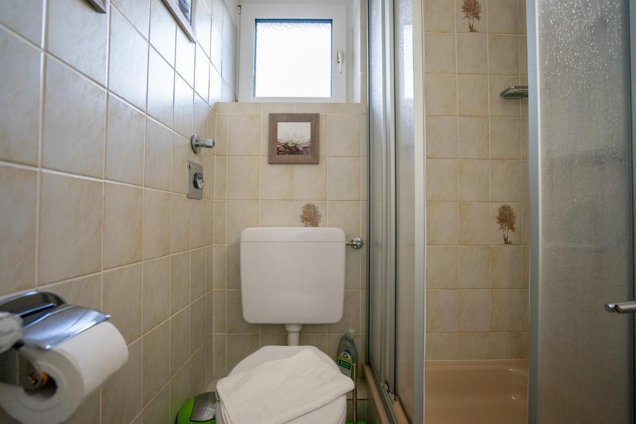 Hohenzollernpassage Wohnung Seemoewe Busum Exterior photo
